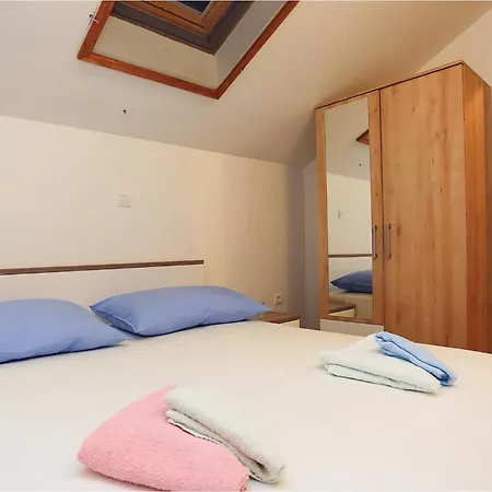 Three-bedroom In Semesterbostad