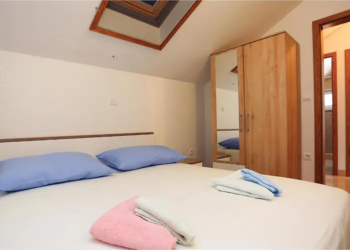 Three-bedroom In Semesterbostad