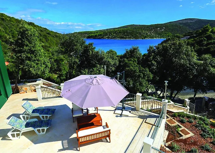 Semesterbostad Three-bedroom In *